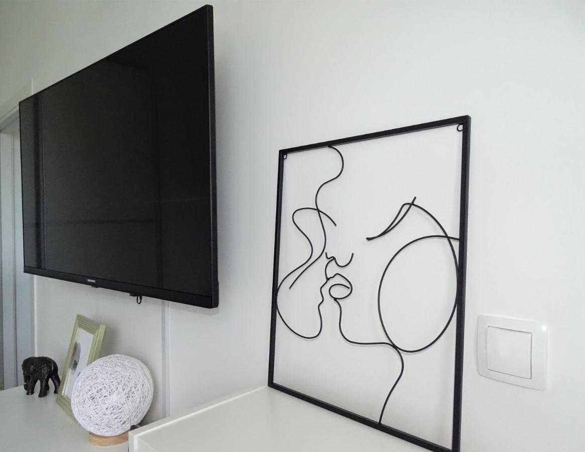 Sunny Oasis Appartement Rijeka Buitenkant foto
