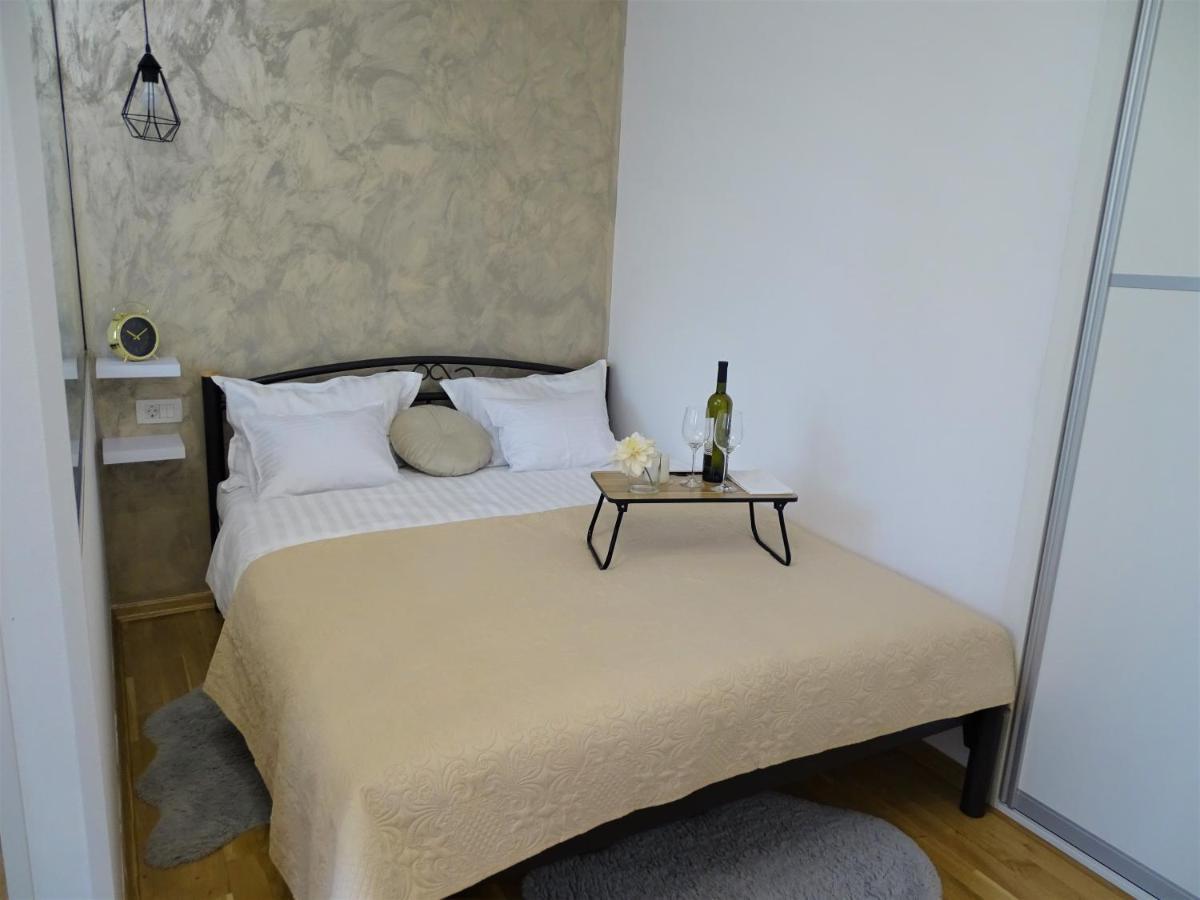 Sunny Oasis Appartement Rijeka Buitenkant foto